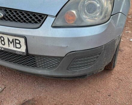 Синий Форд Фиеста, объемом двигателя 1.4 л и пробегом 277 тыс. км за 3600 $, фото 6 на Automoto.ua