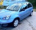 Синій Форд Фієста, об'ємом двигуна 1.2 л та пробігом 153 тис. км за 3500 $, фото 1 на Automoto.ua