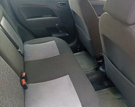 Синій Форд Фієста, об'ємом двигуна 1.24 л та пробігом 217 тис. км за 3300 $, фото 9 на Automoto.ua