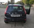 Синий Форд Фиеста, объемом двигателя 1.3 л и пробегом 200 тыс. км за 4500 $, фото 2 на Automoto.ua