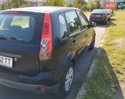 Синій Форд Фієста, об'ємом двигуна 1.24 л та пробігом 221 тис. км за 3900 $, фото 4 на Automoto.ua