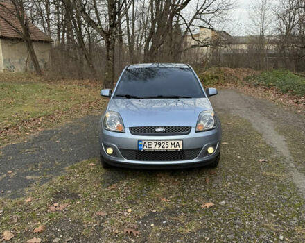Синий Форд Фиеста, объемом двигателя 1.4 л и пробегом 155 тыс. км за 4800 $, фото 4 на Automoto.ua