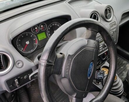 Синій Форд Фієста, об'ємом двигуна 1.2 л та пробігом 280 тис. км за 3200 $, фото 2 на Automoto.ua