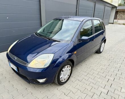 Синій Форд Фієста, об'ємом двигуна 1.6 л та пробігом 150 тис. км за 2100 $, фото 2 на Automoto.ua