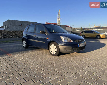 Синій Форд Фієста, об'ємом двигуна 1.3 л та пробігом 258 тис. км за 4300 $, фото 2 на Automoto.ua