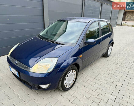 Синій Форд Фієста, об'ємом двигуна 1.6 л та пробігом 150 тис. км за 2100 $, фото 3 на Automoto.ua
