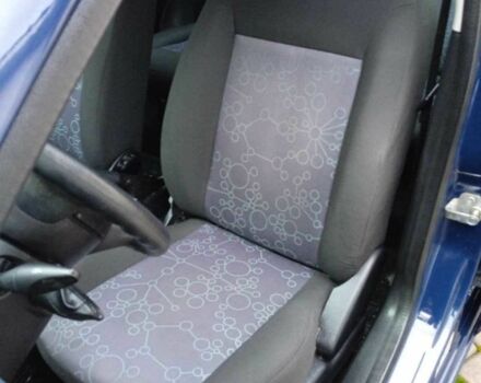 Синий Форд Фиеста, объемом двигателя 1.3 л и пробегом 250 тыс. км за 3999 $, фото 13 на Automoto.ua