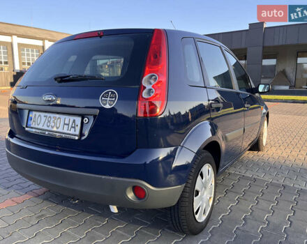 Синій Форд Фієста, об'ємом двигуна 1.3 л та пробігом 258 тис. км за 4300 $, фото 12 на Automoto.ua