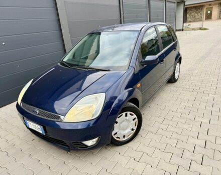 Синій Форд Фієста, об'ємом двигуна 1.6 л та пробігом 150 тис. км за 2100 $, фото 1 на Automoto.ua