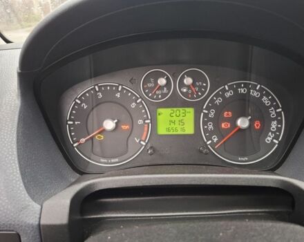 Синий Форд Фиеста, объемом двигателя 1.4 л и пробегом 165 тыс. км за 4800 $, фото 7 на Automoto.ua