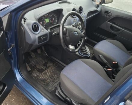 Синий Форд Фиеста, объемом двигателя 1.4 л и пробегом 165 тыс. км за 4800 $, фото 6 на Automoto.ua