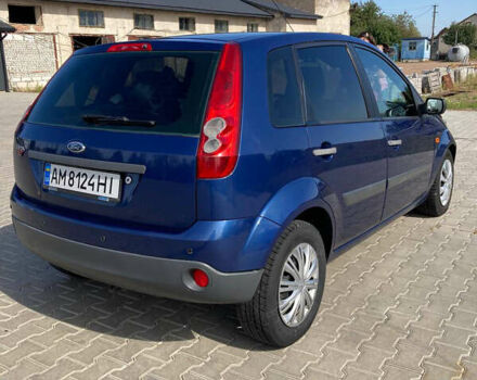 Синий Форд Фиеста, объемом двигателя 1.4 л и пробегом 249 тыс. км за 3800 $, фото 3 на Automoto.ua