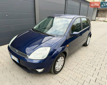 Синій Форд Фієста, об'ємом двигуна 1.6 л та пробігом 150 тис. км за 2100 $, фото 11 на Automoto.ua