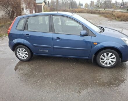 Синий Форд Фиеста, объемом двигателя 1.4 л и пробегом 165 тыс. км за 4800 $, фото 3 на Automoto.ua