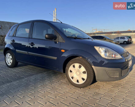 Синій Форд Фієста, об'ємом двигуна 1.3 л та пробігом 258 тис. км за 4300 $, фото 13 на Automoto.ua