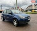 Синий Форд Фиеста, объемом двигателя 1.24 л и пробегом 304 тыс. км за 2750 $, фото 1 на Automoto.ua