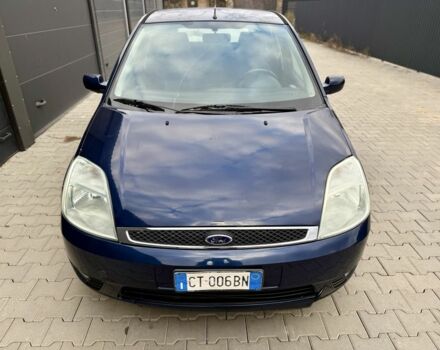 Синій Форд Фієста, об'ємом двигуна 1.6 л та пробігом 150 тис. км за 2100 $, фото 10 на Automoto.ua