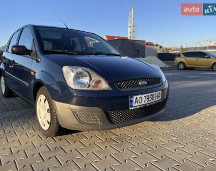 Синій Форд Фієста, об'ємом двигуна 1.3 л та пробігом 258 тис. км за 3690 $, фото 11 на Automoto.ua
