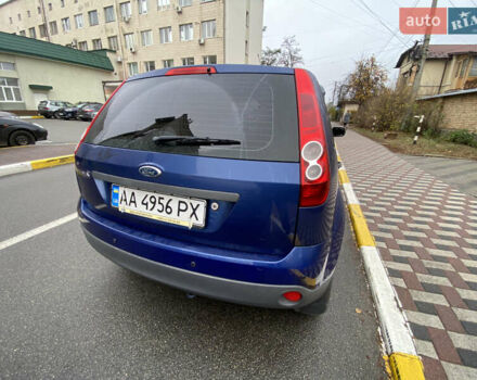 Синий Форд Фиеста, объемом двигателя 1.3 л и пробегом 159 тыс. км за 4500 $, фото 4 на Automoto.ua