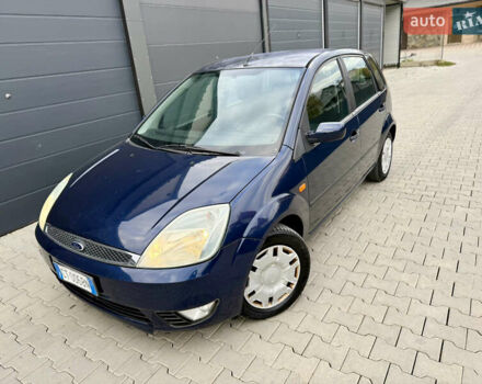 Синій Форд Фієста, об'ємом двигуна 1.6 л та пробігом 150 тис. км за 2100 $, фото 2 на Automoto.ua