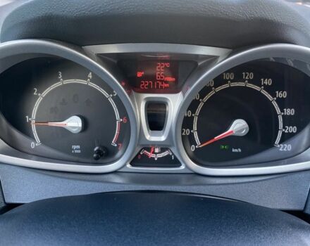 Синій Форд Фієста, об'ємом двигуна 1.3 л та пробігом 227 тис. км за 5900 $, фото 1 на Automoto.ua