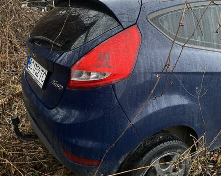 Синий Форд Фиеста, объемом двигателя 1.25 л и пробегом 200 тыс. км за 2500 $, фото 3 на Automoto.ua