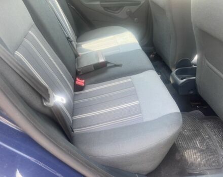 Синий Форд Фиеста, объемом двигателя 1.2 л и пробегом 113 тыс. км за 5400 $, фото 4 на Automoto.ua