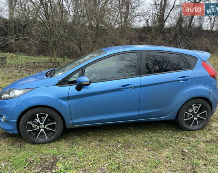 Синій Форд Фієста, об'ємом двигуна 1.56 л та пробігом 194 тис. км за 5600 $, фото 1 на Automoto.ua