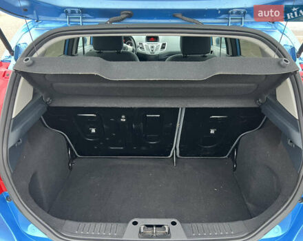 Синий Форд Фиеста, объемом двигателя 1.4 л и пробегом 55 тыс. км за 8400 $, фото 6 на Automoto.ua