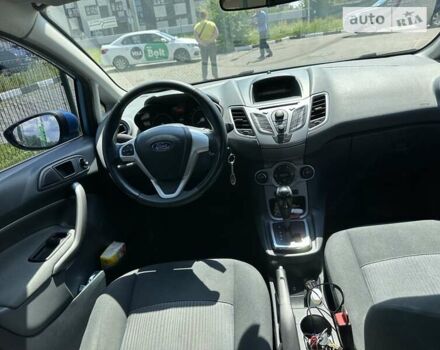 Синій Форд Фієста, об'ємом двигуна 1.4 л та пробігом 153 тис. км за 6999 $, фото 3 на Automoto.ua
