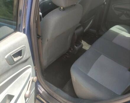 Синий Форд Фиеста, объемом двигателя 1.6 л и пробегом 204 тыс. км за 5700 $, фото 7 на Automoto.ua