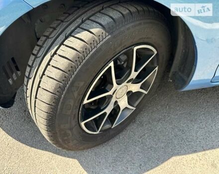 Синій Форд Фієста, об'ємом двигуна 1.4 л та пробігом 153 тис. км за 6999 $, фото 11 на Automoto.ua