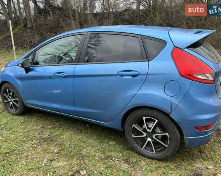 Синій Форд Фієста, об'ємом двигуна 1.56 л та пробігом 194 тис. км за 5600 $, фото 3 на Automoto.ua