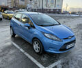 Синий Форд Фиеста, объемом двигателя 1.39 л и пробегом 177 тыс. км за 7250 $, фото 2 на Automoto.ua
