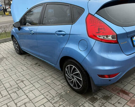 Синий Форд Фиеста, объемом двигателя 1.39 л и пробегом 122 тыс. км за 7200 $, фото 3 на Automoto.ua