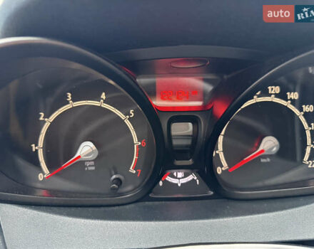 Синий Форд Фиеста, объемом двигателя 1.39 л и пробегом 122 тыс. км за 7200 $, фото 9 на Automoto.ua