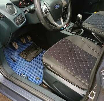 Синій Форд Фієста, об'ємом двигуна 1.2 л та пробігом 132 тис. км за 5200 $, фото 9 на Automoto.ua