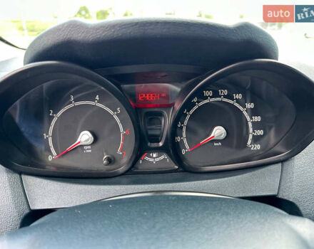 Форд Фиеста 2011 в Днепре (Днепропетровске) на Automoto.ua Синий Форд Фиеста, объемом двигателя 1.4 л и пробегом 124 тыс. км за 6999 $, фото 17 на Automoto.ua