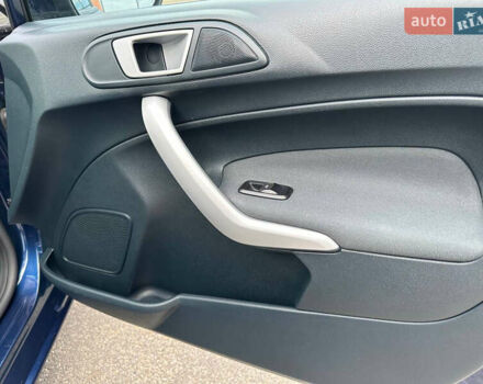 Форд Фиеста 2011 в Днепре (Днепропетровске) на Automoto.ua Синий Форд Фиеста, объемом двигателя 1.4 л и пробегом 124 тыс. км за 6999 $, фото 7 на Automoto.ua