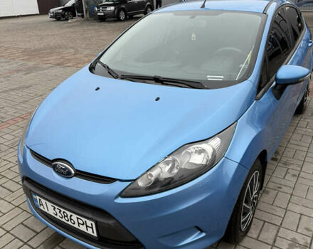 Синий Форд Фиеста, объемом двигателя 1.39 л и пробегом 122 тыс. км за 7200 $, фото 1 на Automoto.ua