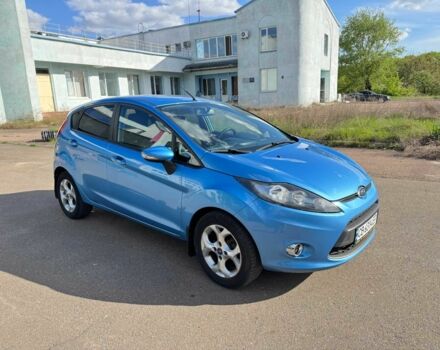 Синий Форд Фиеста, объемом двигателя 1.4 л и пробегом 143 тыс. км за 7700 $, фото 3 на Automoto.ua