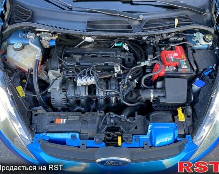 Синій Форд Фієста, об'ємом двигуна 1.4 л та пробігом 94 тис. км за 6100 $, фото 12 на Automoto.ua