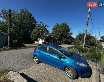 Синий Форд Фиеста, объемом двигателя 1.6 л и пробегом 226 тыс. км за 6350 $, фото 7 на Automoto.ua