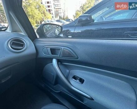 Форд Фієста 2011 у Києві на Automoto.ua Синій Форд Фієста, об'ємом двигуна 1.4 л та пробігом 217 тис. км за 5500 $, фото 10 на Automoto.ua