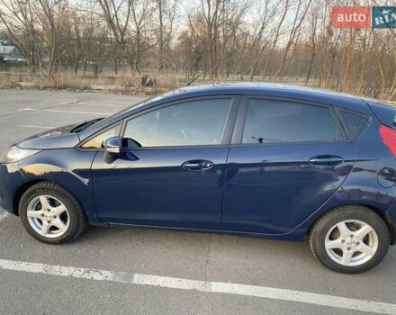 Синий Форд Фиеста, объемом двигателя 1.4 л и пробегом 260 тыс. км за 5800 $, фото 1 на Automoto.ua