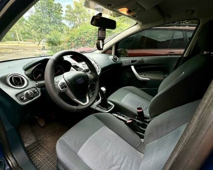 Синій Форд Фієста, об'ємом двигуна 1.4 л та пробігом 240 тис. км за 5699 $, фото 8 на Automoto.ua