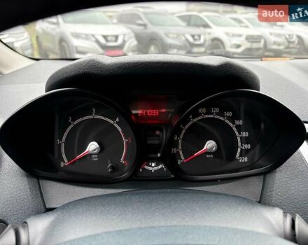 Синий Форд Фиеста, объемом двигателя 1.4 л и пробегом 240 тыс. км за 6190 $, фото 19 на Automoto.ua