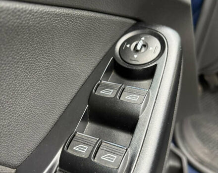 Форд Фиеста 2012 в Киеве на Automoto.ua Синий Форд Фиеста, объемом двигателя 1.2 л и пробегом 215 тыс. км за 5400 $, фото 10 на Automoto.ua