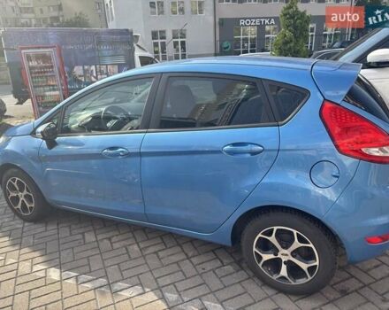 Синий Форд Фиеста, объемом двигателя 0 л и пробегом 53 тыс. км за 7500 $, фото 2 на Automoto.ua