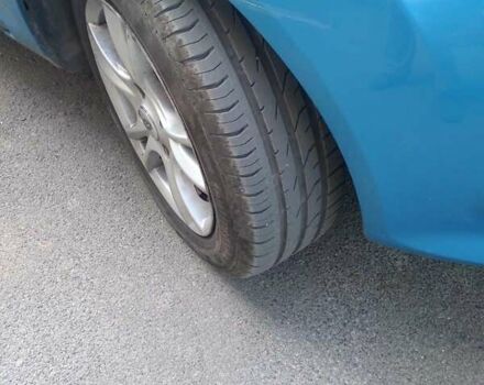 Синий Форд Фиеста, объемом двигателя 1.39 л и пробегом 209 тыс. км за 6600 $, фото 7 на Automoto.ua